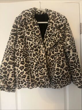 NWOT: Love Token Leopard Faux Fur Coat - Mobwife